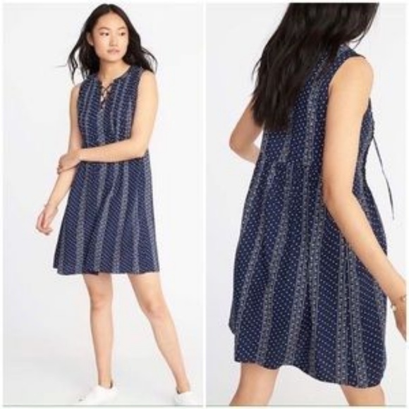 Old Navy Dresses & Skirts - Old Navy pin-tucked yoke neck swing dress